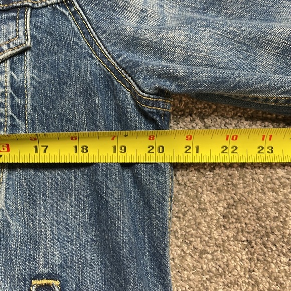 Levi’s Medium Wash Denim Jacket - Small - Picture 4 of 5